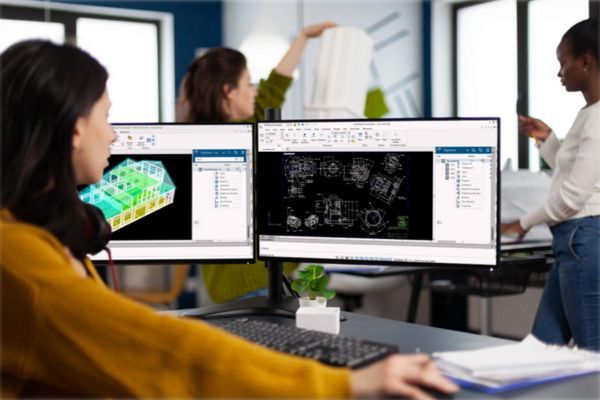beitragsbild-bechtle plm-webinar-DraftSight- frau sitzt vor monitoren beitragsbild-bechtle plm-webinar-DraftSight- frau sitzt vor monitoren